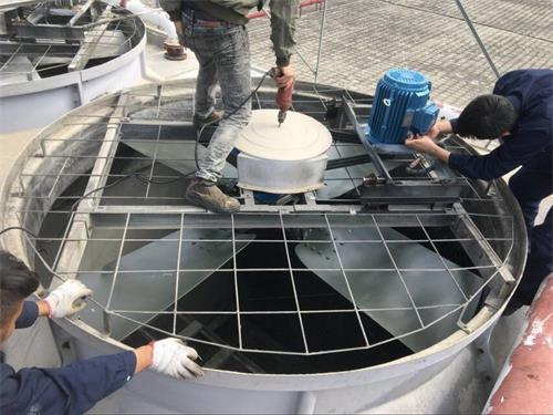 開式冷卻塔金屬外表面防銹處理(橫流開式冷卻塔原理