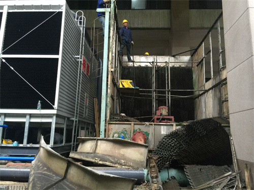 開式冷卻塔管式配水系統有哪些優勢？？(閉式冷卻塔與開式冷卻塔)